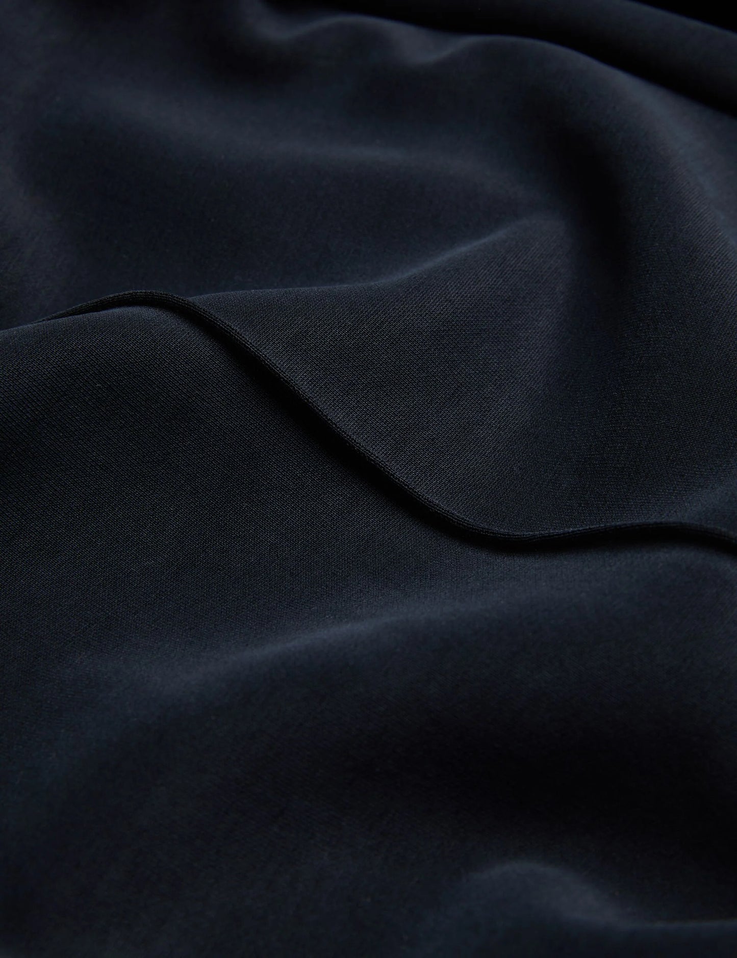 NOWELLL | BLACK