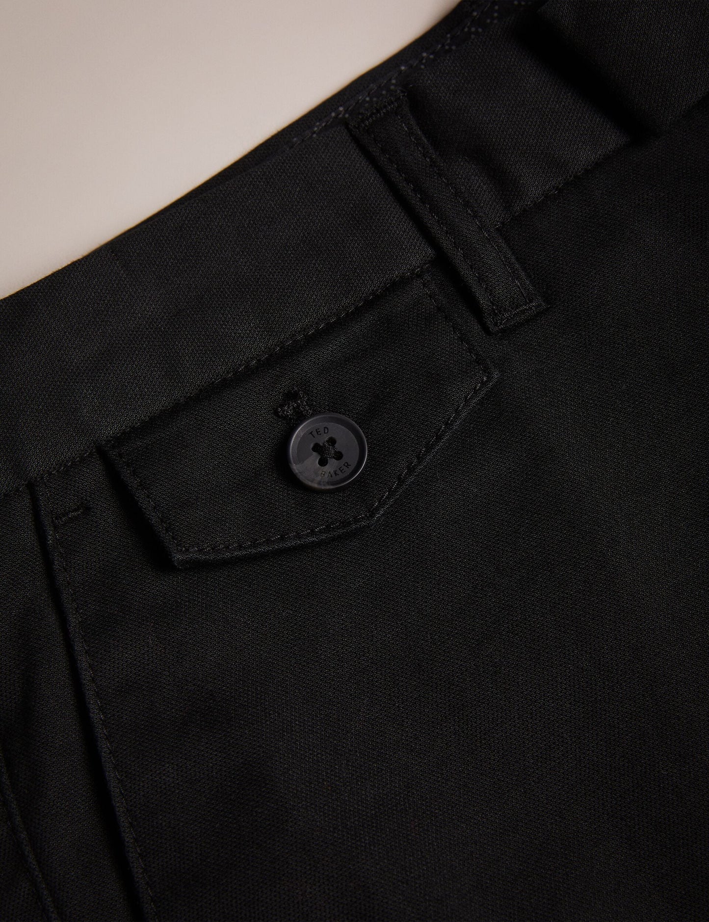 ALSCOT | BLACK