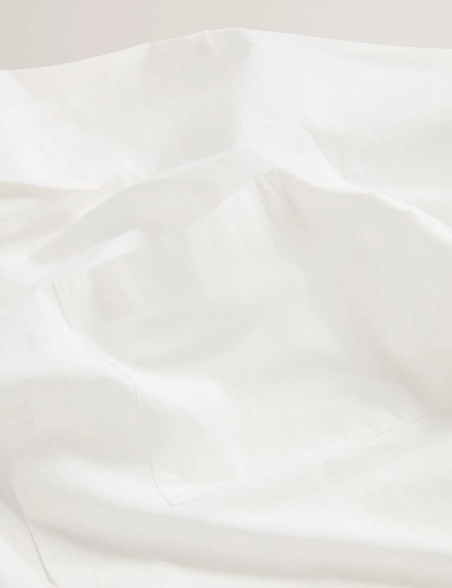 RADCLYF | WHITE