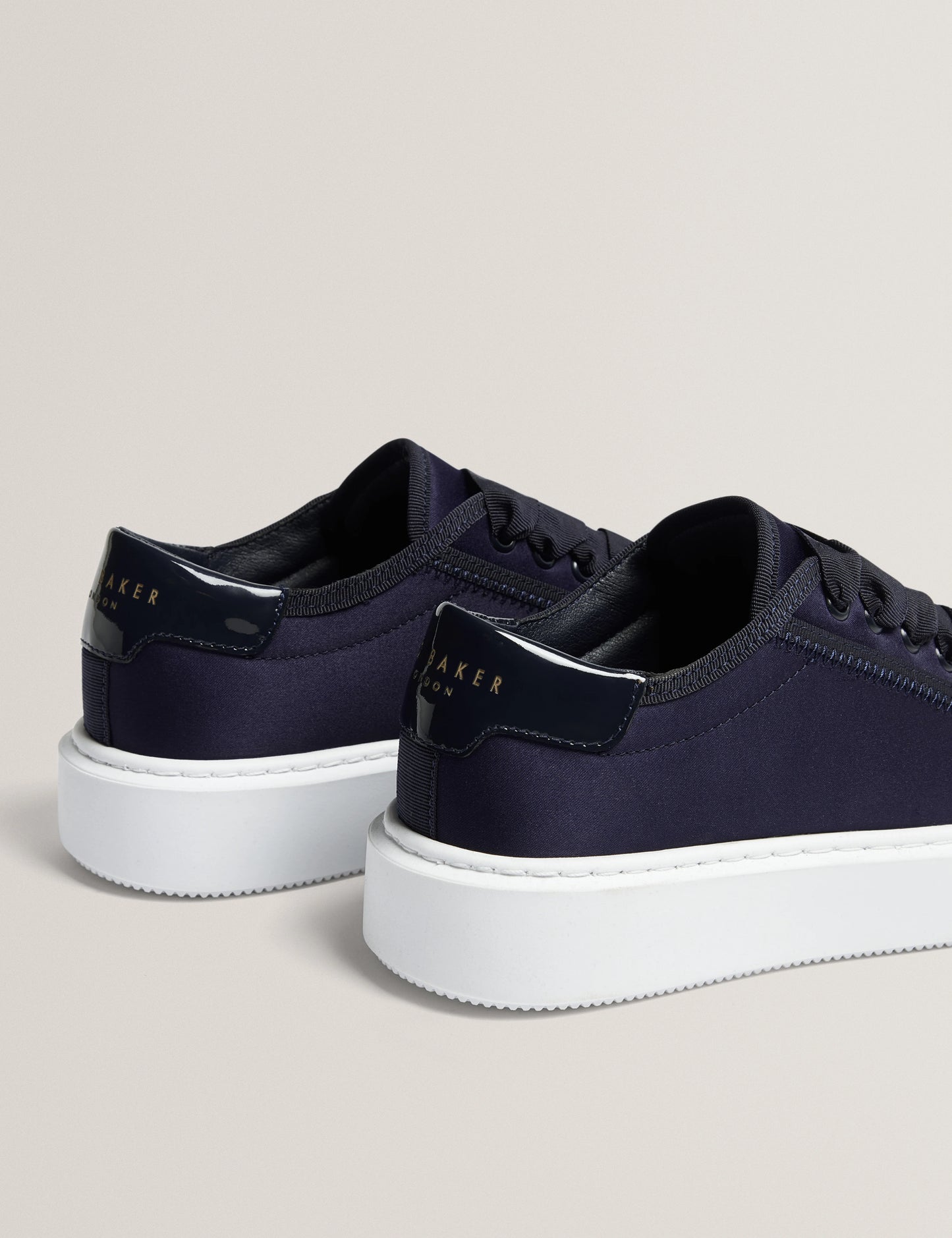 ZAIINA | NAVY