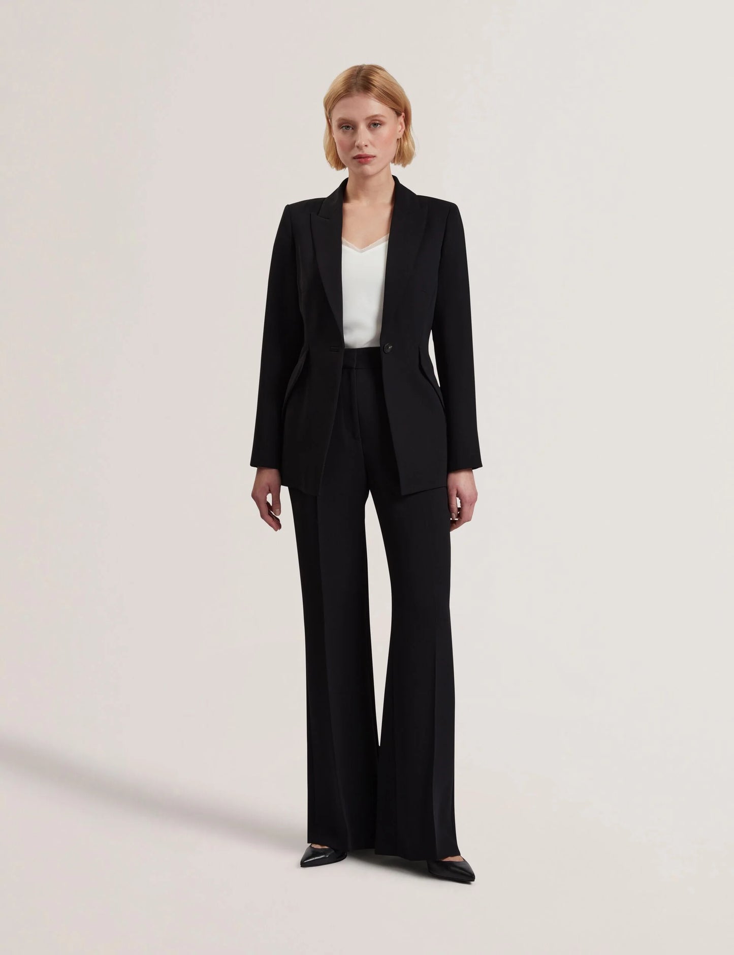 MANABL | BLACK