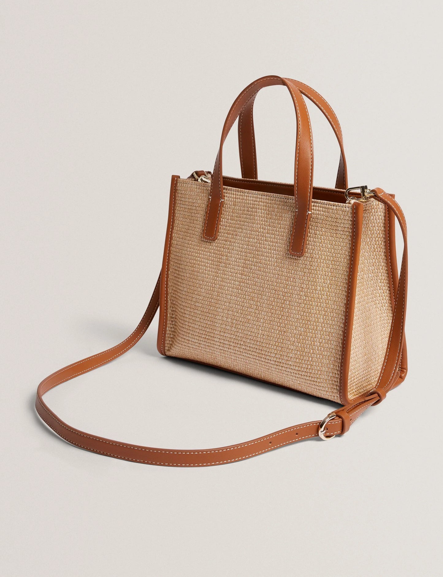 PAOLINA | CAMEL