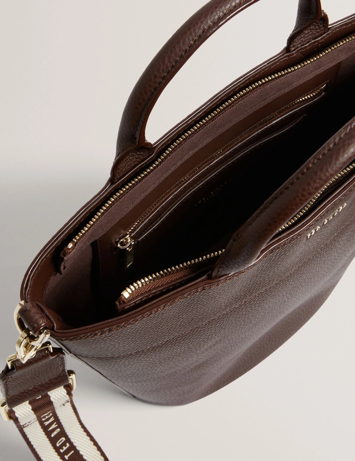 WILSONA | BROWN