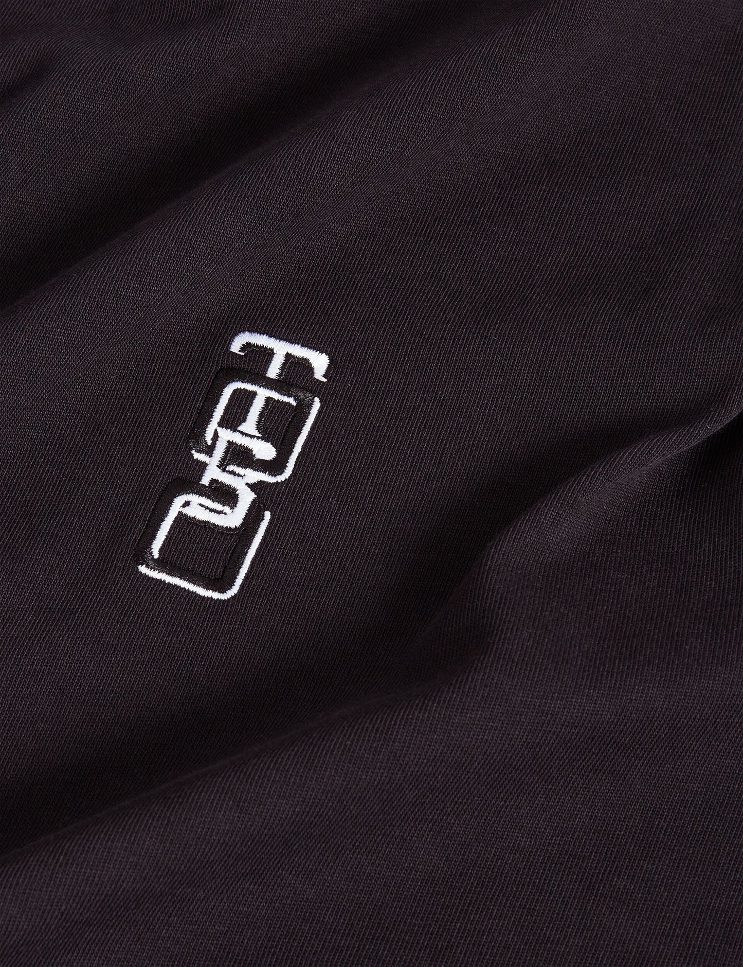KUYRT | BLACK