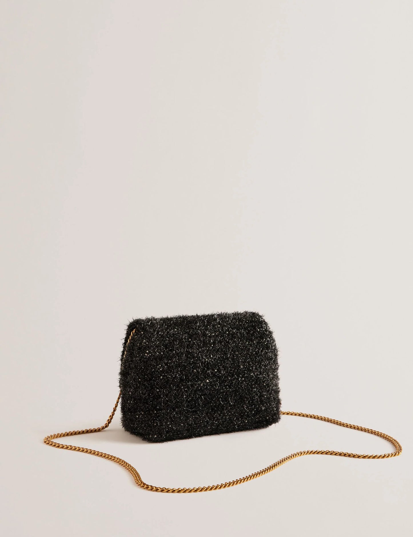 LIYLAH | BLACK