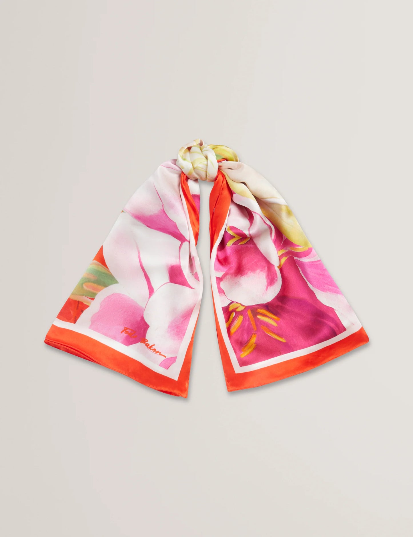 AMADIA | RED