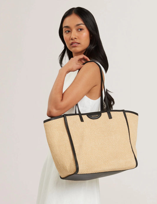 BARNI | BLACK