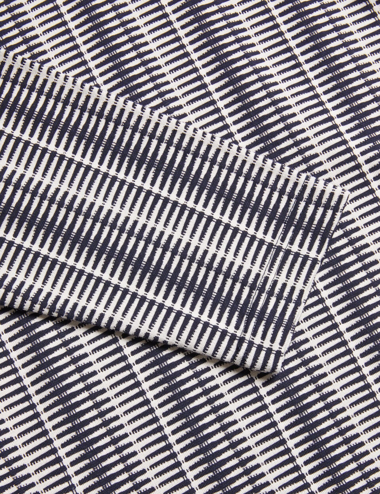 CAPUZZO | NAVY