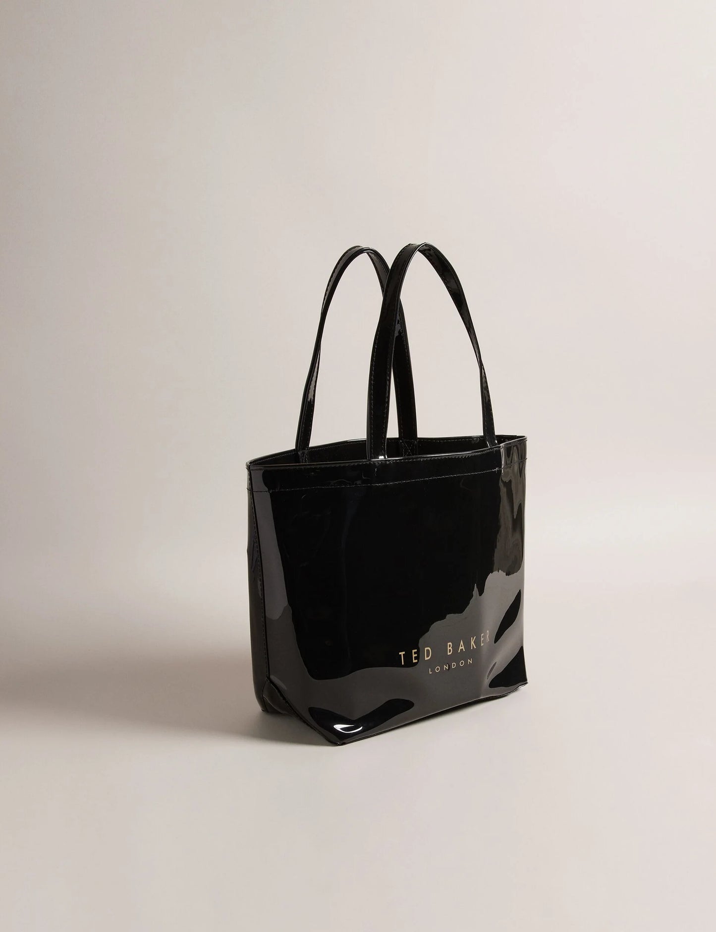 NIKICON | BLACK