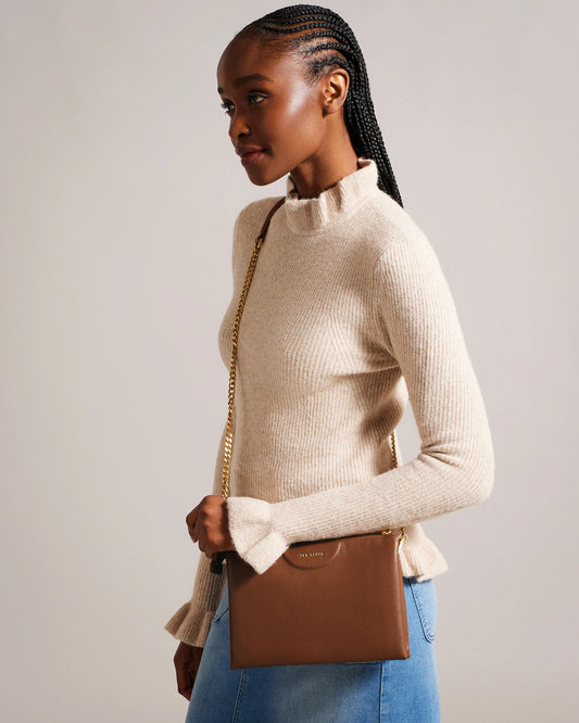 ESILLE | BROWN
